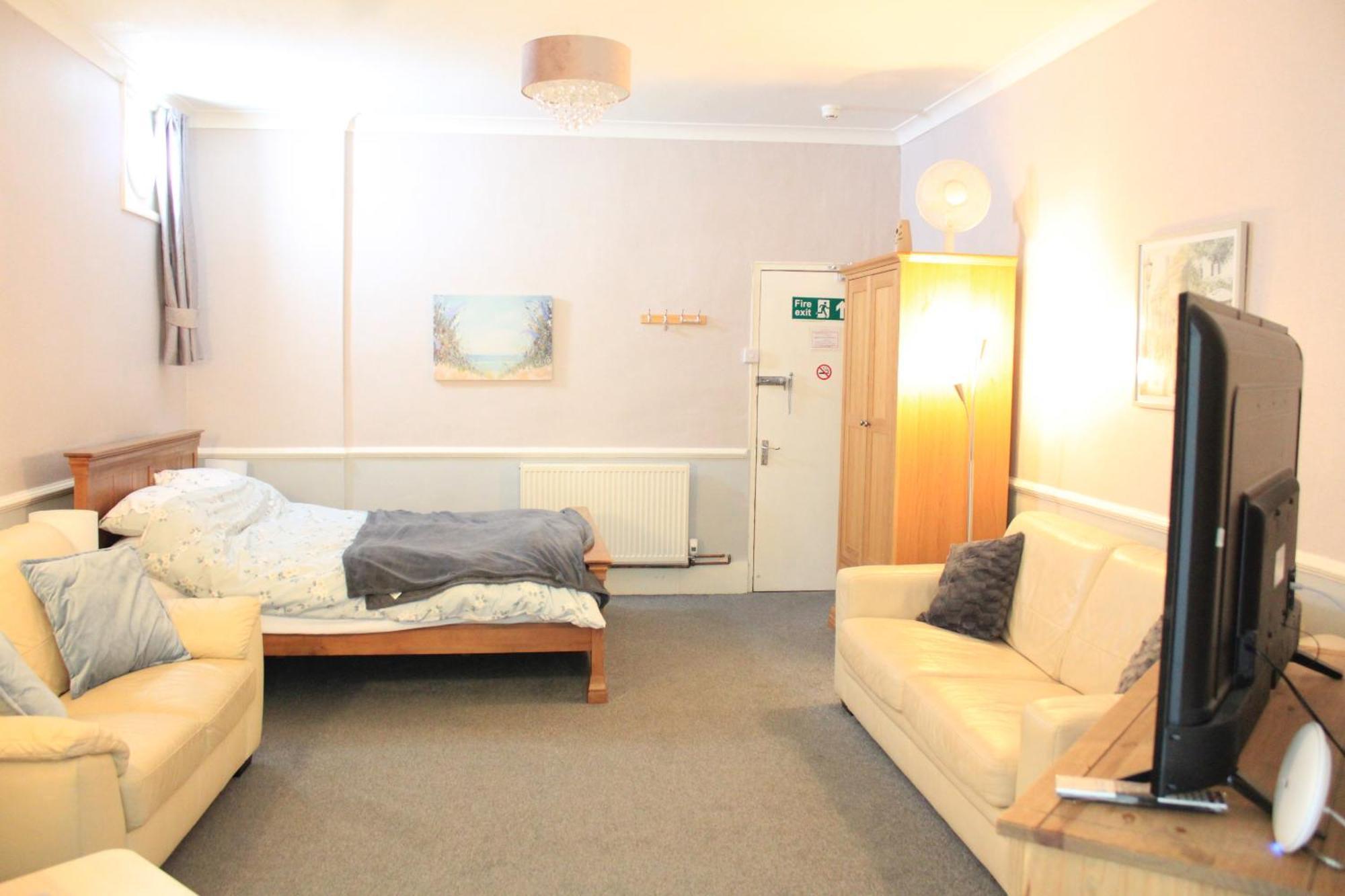 Chelston Dene Holiday Apartments Torquay Chambre photo